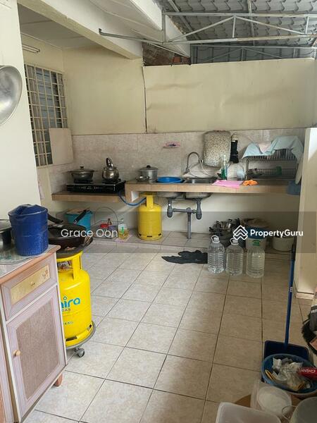Rumah Teres untuk Dijual di Taman Pinggiran Putra (Seri Kembangan) - Grace Oon - PropertyGuru.com.my