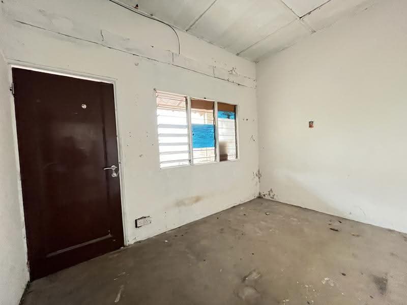 2-storey Terraced House for Sale in Bandar Kinrara Seksyen 1 (Bandar Kinrara) - Mike Leong - Interior - PropertyGuru.com.my