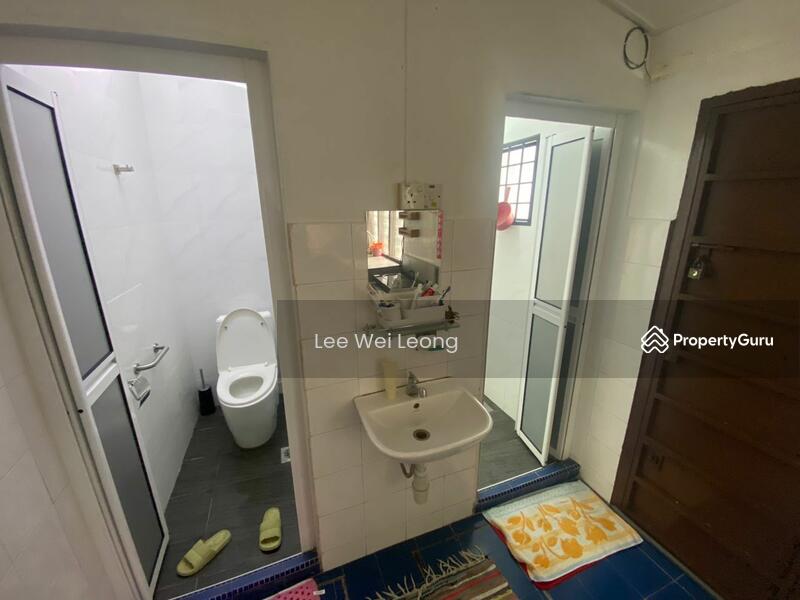 Untuk Dijual - Terrace house at Taman Desa Jaya