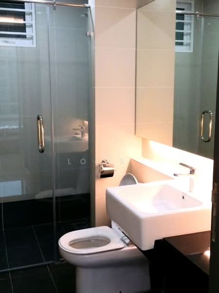 Service Residence for Sale at Tiara Mutiara 2 - Louis . - Bathroom - PropertyGuru.com.my