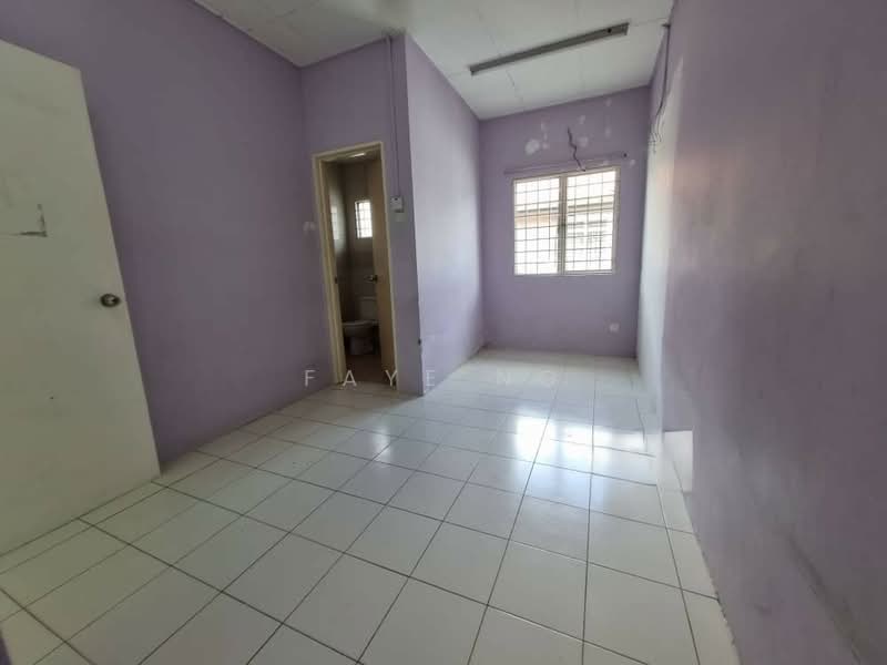 Untuk Disewa - Setia Impian 8