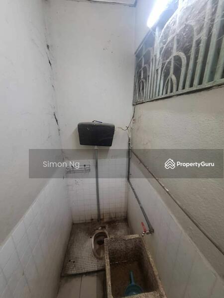 Untuk Dijual - Semi-D house at Taman Usaha