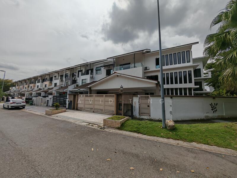 Untuk Dijual - Meadow