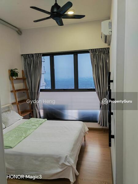 Kondominium untuk Dijual di Royal Strand @ Country Garden Danga Bay - Gyden Heng - PropertyGuru.com.my