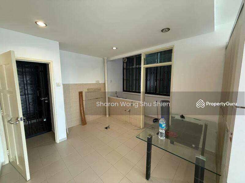 Untuk Dijual - Lake View Suites