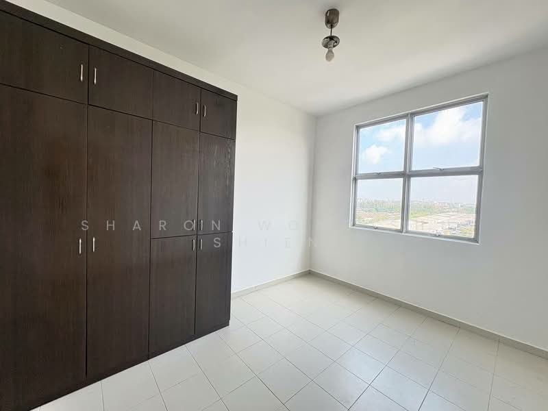 Apartment for Sale at Lake View Suites - Sharon Wong Shu Shien - Bedroom - PropertyGuru.com.my