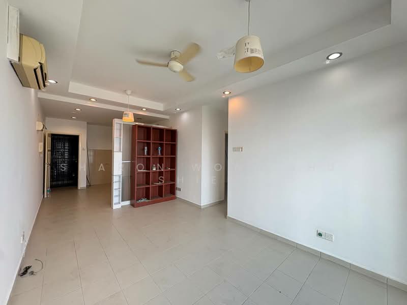 Apartment for Sale at Lake View Suites - Sharon Wong Shu Shien - Living Room - PropertyGuru.com.my