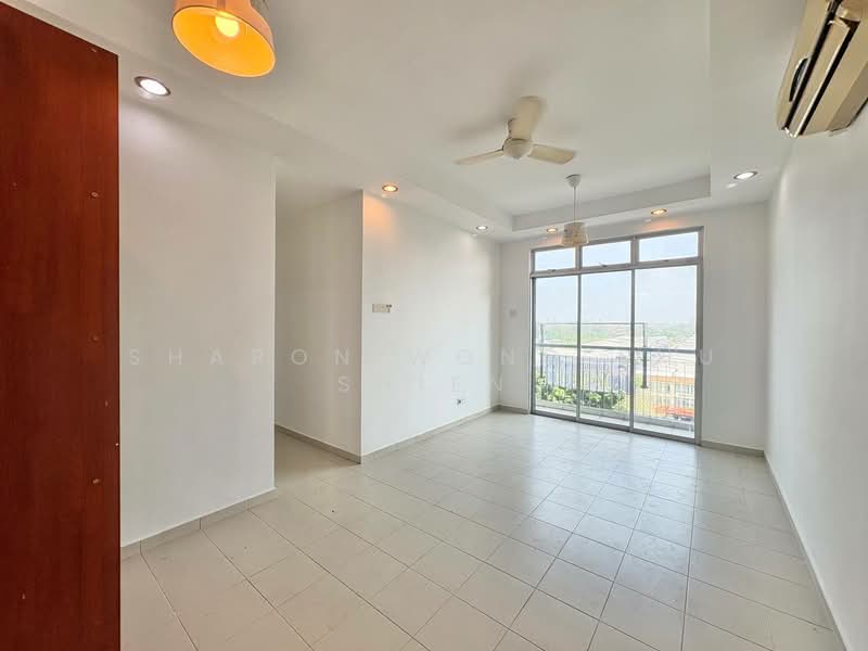 Apartment for Sale at Lake View Suites - Sharon Wong Shu Shien - Living Room - PropertyGuru.com.my
