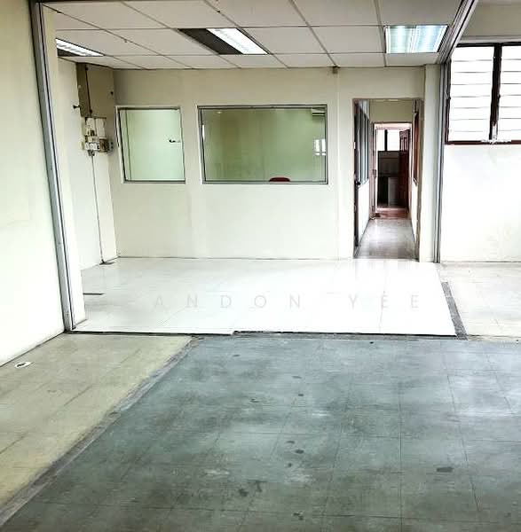Shop / Office for Rent in Taman Sri Serdang (Seri Kembangan) - Brandon Yee - Interior - PropertyGuru.com.my