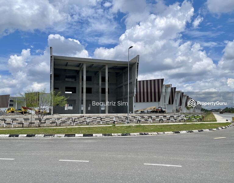 Untuk Dijual - Detached Showroom, Pines Square, Batu Kawa