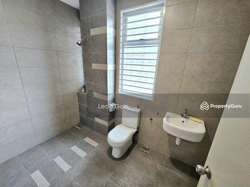 Rumah Teres 2 Tingkat untuk Dijual di Bandar Rimbayu (Telok Panglima Garang) - Leon Goh - PropertyGuru.com.my
