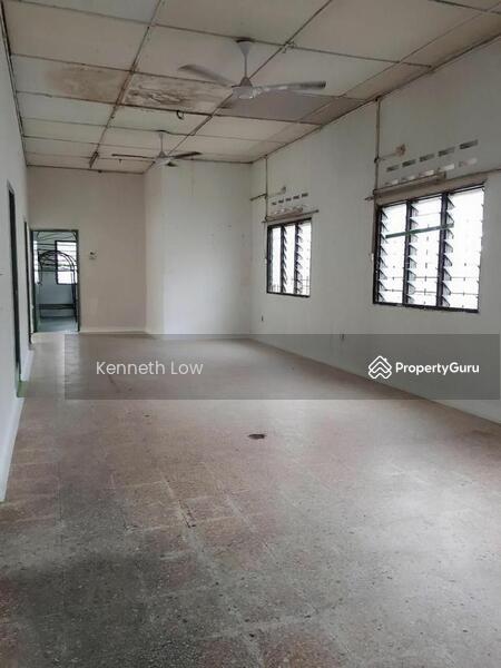 For Sale - Kampung Baru Balakong 1storey Bungalow House