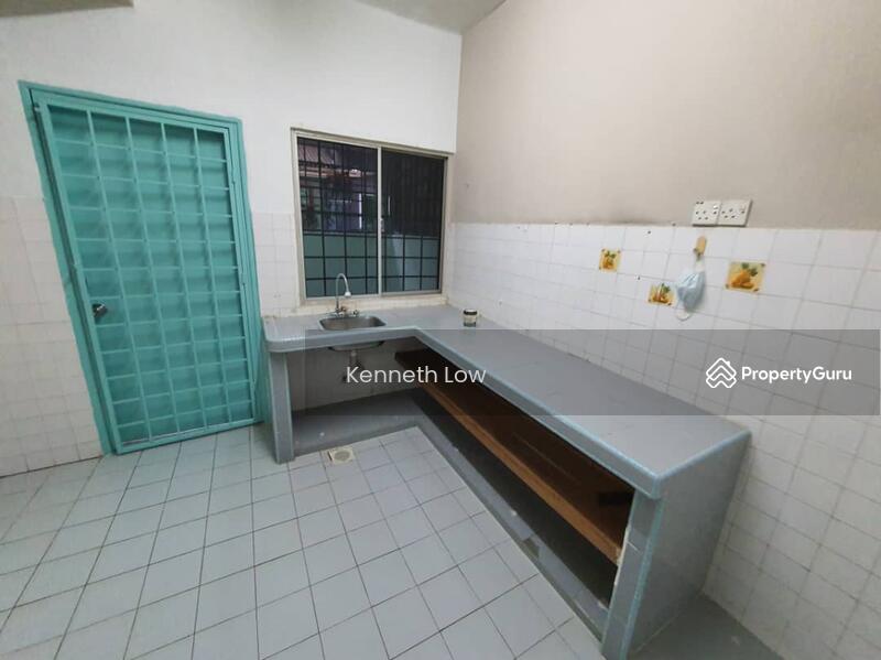 For Sale - Kampung Baru Balakong 1storey Bungalow House