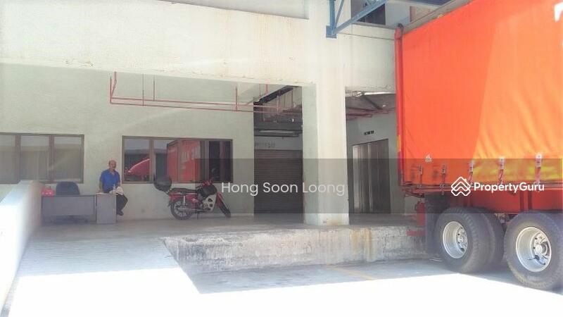Loading & Unloading Area