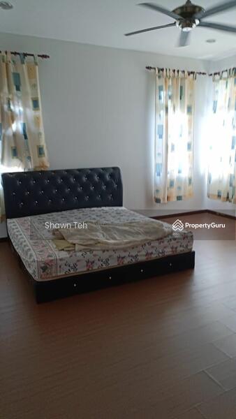 Untuk Dijual - Semi-D house at Taman Tasik Utama