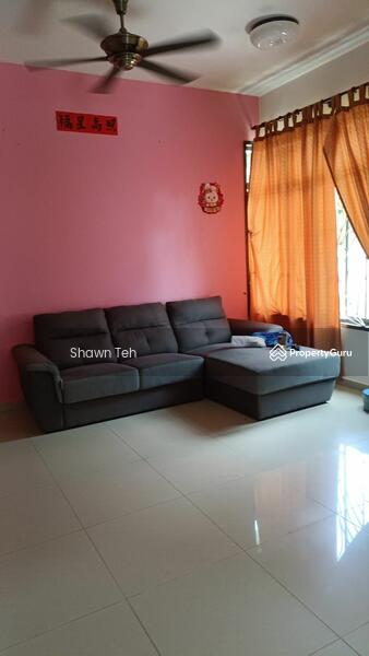 Untuk Dijual - Semi-D house at Taman Tasik Utama
