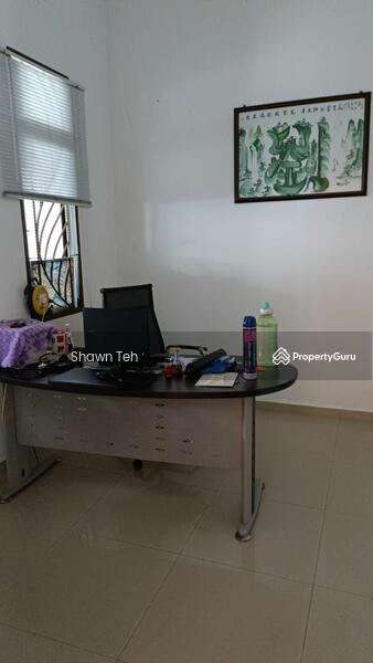 Untuk Dijual - Semi-D house at Taman Tasik Utama