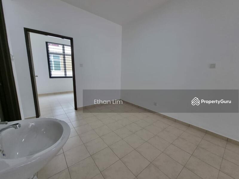 Rumah Bandar untuk Disewa di Taman Desa Cemerlang (Ulu Tiram) - Ethan Lim - PropertyGuru.com.my