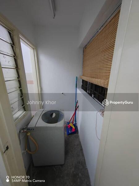 Untuk Disewa - Flora Damansara Flat
