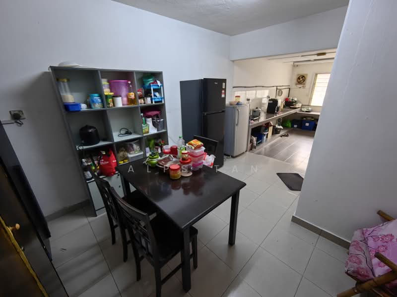 Rumah Teres 2-Tingkat untuk Disewa di SS15 (Subang Jaya) - Alps Tan - Kitchen - PropertyGuru.com.my