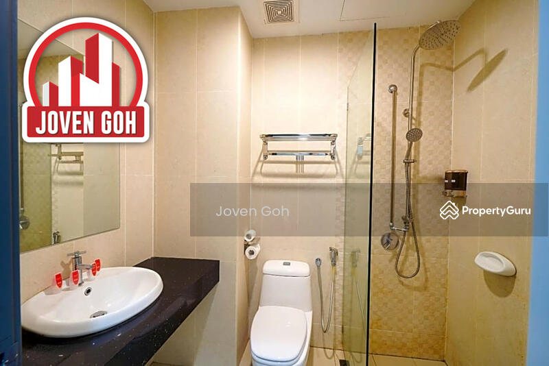 For Sale - 5 Storey Hotel Building 20,000sf 49 Rooms w/ Swimming Pool Georgetown