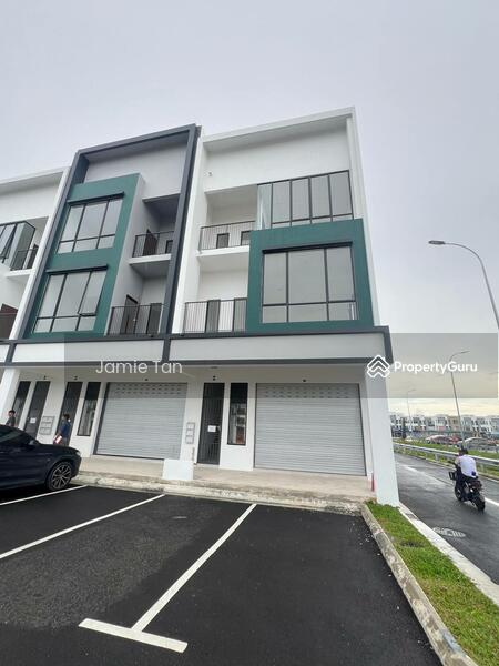 Untuk Disewa - Shop @Austin Crest, Mount Austin