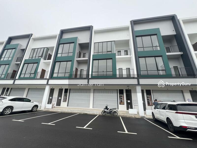 Untuk Disewa - Shop @Austin Crest, Mount Austin