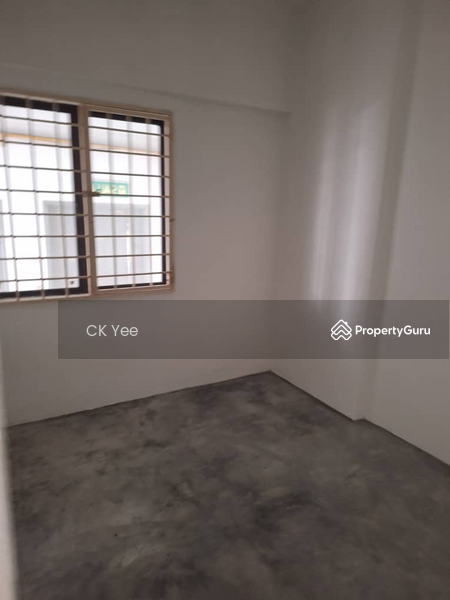 For Sale - Vista Komanwel B