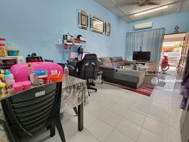 1-storey Terraced House for Sale in Desa Pinggiran Putra (Dengkil) - Azlan Shafei - PropertyGuru.com.my