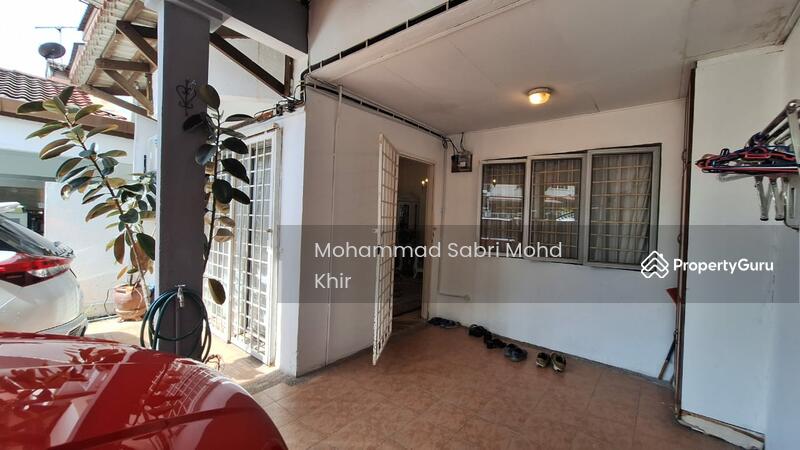External entrance door