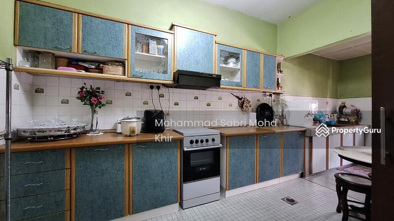 Kitchen with built in cabinet