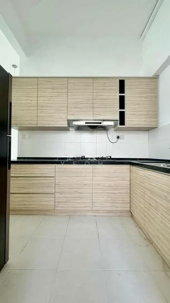 Condominium for Sale at Summer Place - Jacky Yeoh - Kitchen - PropertyGuru.com.my