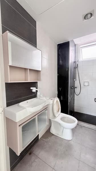 Condominium for Sale at Summer Place - Jacky Yeoh - Bathroom - PropertyGuru.com.my