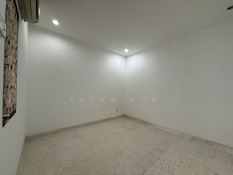 2-storey Terraced House for Sale in SS2 (Petaling Jaya) - Peter Kok - Downstairs Guest Room - PropertyGuru.com.my