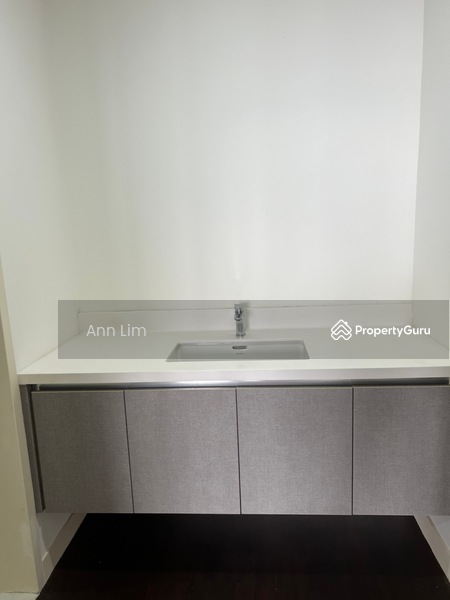 For Sale - Windows on The Park