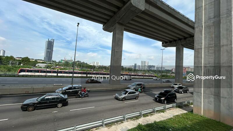 Untuk Dijual - High ROI 5.5%, Main Road, Fully Tenanted, Bandar Tasik Selatan