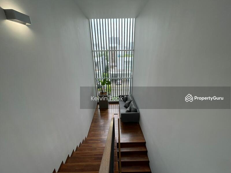 For Sale - Lakefront Villa @ Cyberjaya