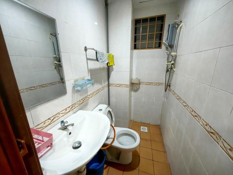Apartment for Rent at Bougainvilla - Wilson Chin - Bathroom - PropertyGuru.com.my