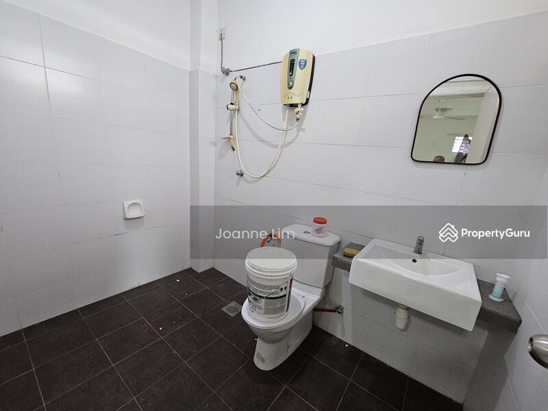 Rumah Teres untuk Dijual di Taman Tasik Utama - Joanne Lim - PropertyGuru.com.my