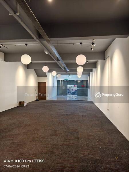 For Rent - Shop lot at Jalan Cheras near LRT/MRT Maluri station, Velocity KL city