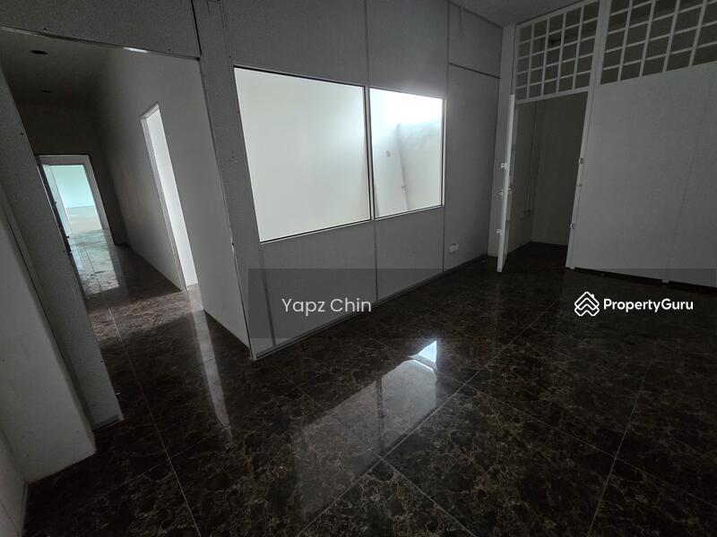 Untuk Dijual - Kawasan Perusahaan Banting