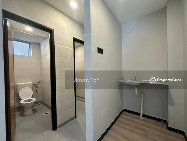 Untuk Disewa - Pekan Nanas Semi Detached Factory For Rent