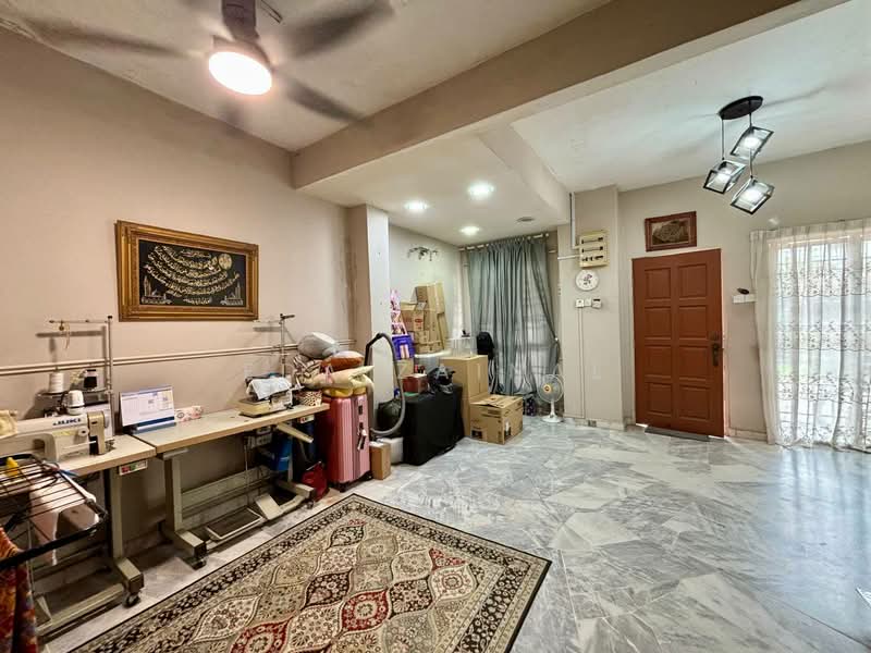 Terraced House for Sale in Putra Heights (Subang Jaya) - Eda Zainal - PropertyGuru.com.my