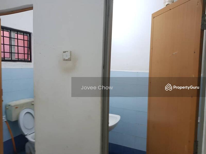 For Rent - Taman Pendamar Indah 2