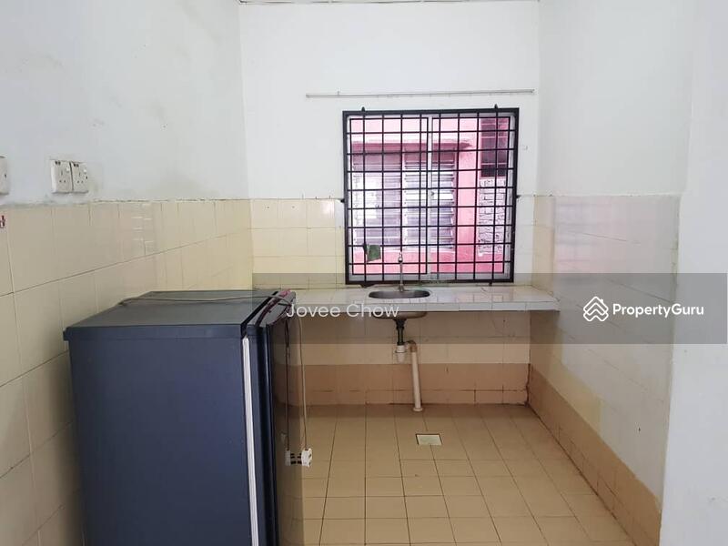 For Rent - Taman Pendamar Indah 2