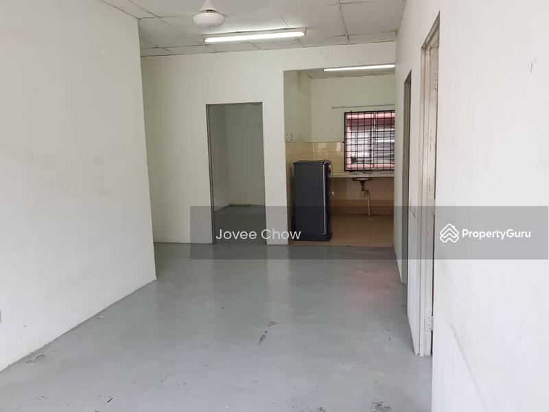 For Rent - Taman Pendamar Indah 2