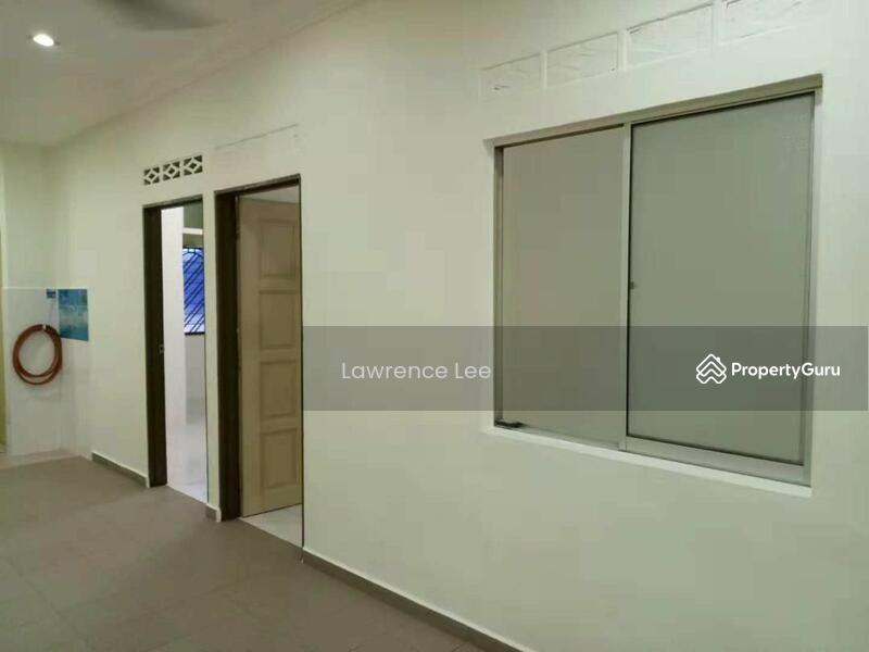Untuk Dijual - Terrace house at Kampung Batu Belah