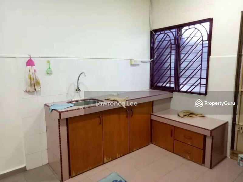 Untuk Dijual - Terrace house at Kampung Batu Belah