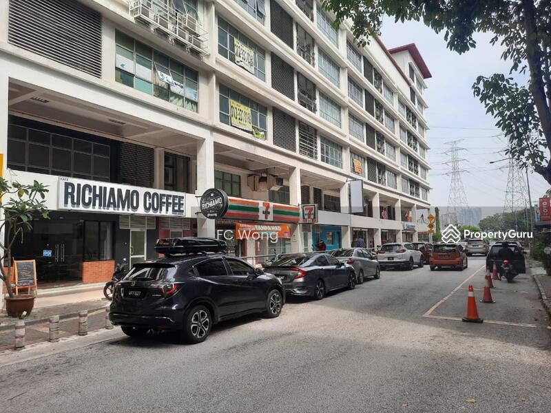 For Sale - 5.5 Storey Plaza Taragon Kelana 9480 Sq Ft In SS6 Kelana Jaya, Petaling Jaya for Sell
