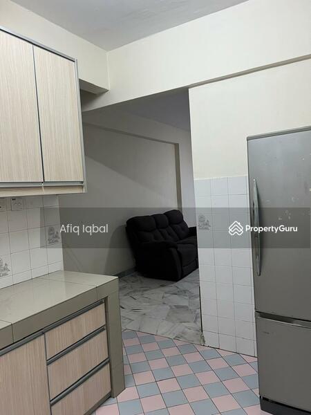 Untuk Disewa - Menara Alpha